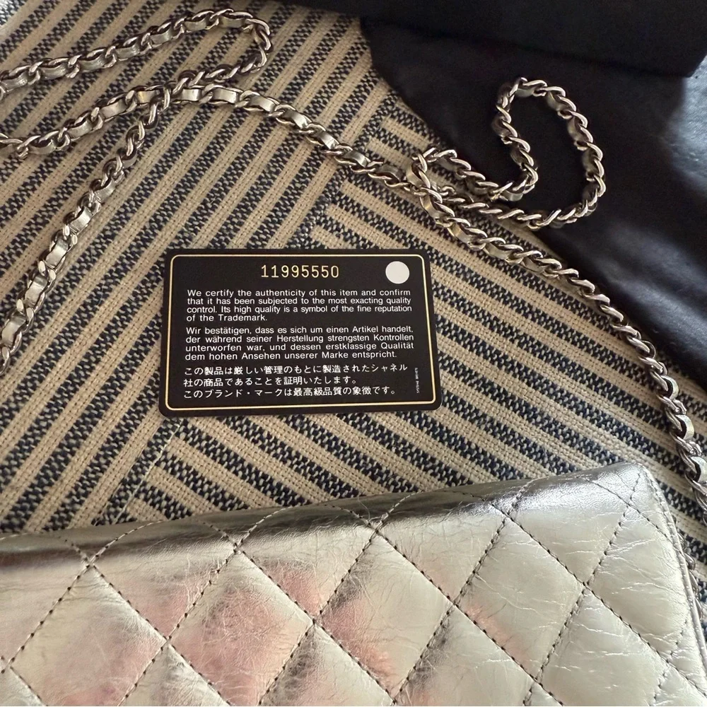CHANEL Reissue 2.55 WOC Metallic Silver